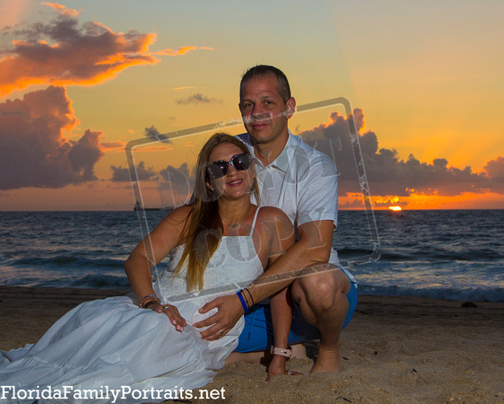 Florida family vacation portraits on Fort Lauderdale Beach, Florida by Bill Miller Photography